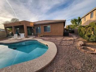 Cozy Latitude home with pool - Goodyear - 7