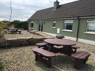 Causeway Coast Country Cottage, Pet-friendly - Ballycastle - 9