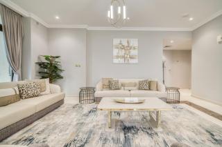 Luxurious 4 Bedroom Duplex with terrace & sea view - Dubai - 9