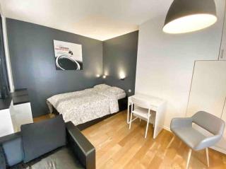 CHARMING FLAT IN MONTMARTRE - 2