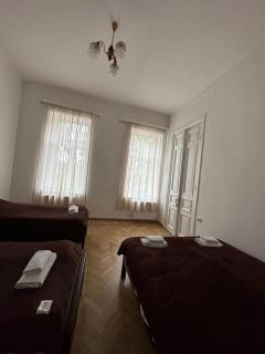 Guest House - Tbilisi Center - Tbilisi - 4