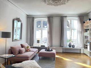 Helle Altbauwohnung mit Balkon im Briller Viertel - 9