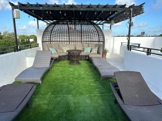 Home in Puerto Morelos 5BD 7BR Roof Toop Pool - 2