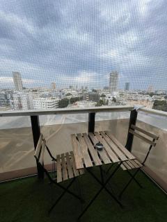 Dizingoff Tower - Tel Aviv - 2