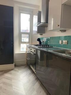 Central 2 bed flat. Free parking (Off-street) - Bristol - 6