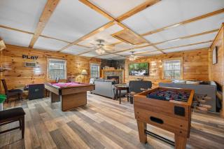 King Beds, Views, EasyRoads, PoolTable, Spa, Theater, Outdoor fun - Sevierville - 1