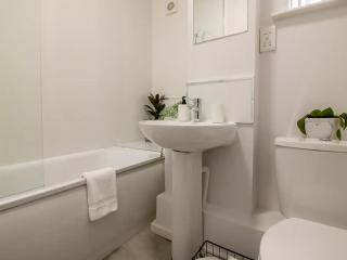 Pass the Keys Modern Minimalistic Apartment in City centre - Newcastle upon Tyne - 9