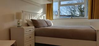 LONDON EXPERIENCE - Eltham - 0