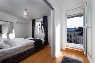 Two-level apart with a terrace near the Vltava River - Prague - 4