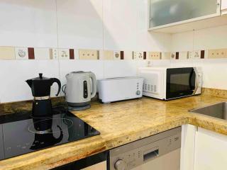 Stylish Apartment with Terrace on the BeachFrom - Valencia - 9