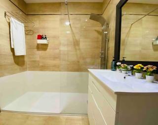 Stylish Apartment with Terrace on the BeachFrom - 7