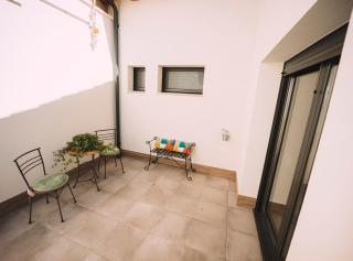Alojamiento Turístico LAbellaVILLA - Rincón de Soto - 4