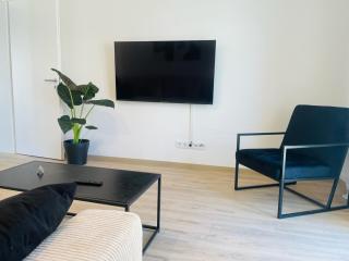 LIGHTPLACE - Innenstadt - Kaffeevollautomat - Balkon zur Oker - Boxspringbett - Braunschweig - 1
