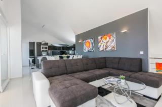 Luxury Mandre Penthouse - Mandre - 3