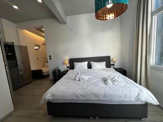 TRAVELLERS CORFU TOWN Luxury Suites, Studios & Apartments - Agios Rokkos - 4