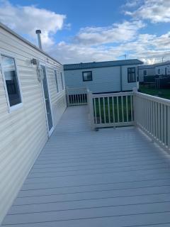 A14 is a 3 bedroom caravan on Whitehouse Leisure park with large decking - Abergele - 6