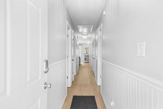 Charming 3 BR ,Oceanview Condo located in Surfside! - 9