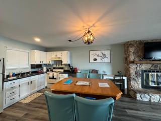 Lakefront condo with a VIEW Osage Beach - Osage Beach - 6