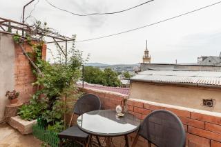 House on Rustaveli st - Tbilisi - 3
