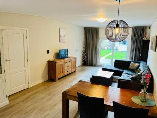 Rustig gelegen recreatiewoning in Zeeland - Bruinisse - 8