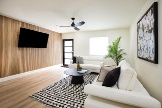 Black Vanilla Luxe Retreat - Sauna, Cold Plunge & Pure Relaxation - 1