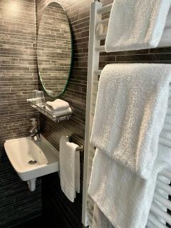 Akkeri Guesthouse - 7