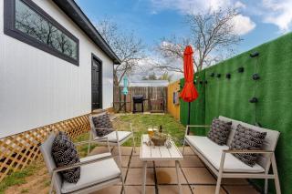 Hidden Cottage mins to Main St and sleeps 4 - Fredericksburg - 7