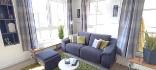 Großzügiges helles Penthouse -komplette Etage- mit Balkon und Stellplatz in ruhiger Lage - Kulmbach - 2