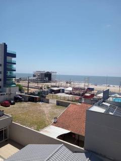 Apartamento Caiobá vista mar, 50m praia, garagem - 7