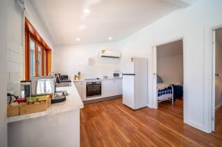 Neptune - 2BR Private Pool WiFi - 4