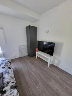 Cozy Private Room Close Central Ideal Location - Londra - 3