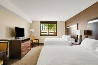 The Carriage House - 6