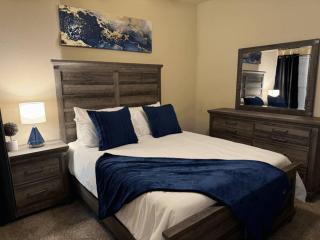 Magnolia Serenity: 2BD/1BA w/ Gym, Pool, BBQ Grill - Tupelo - 2