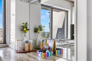 2-Bed near Beach with BBQ & Stunning Ocean Views - Alexandra Headland - 6