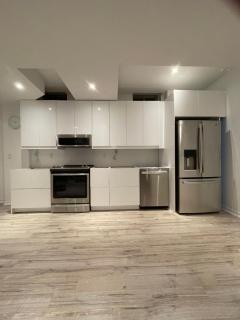 Luxury Executive Studio - Oakville - 2