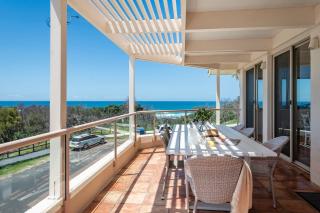 Sandrift Two - Oceanstays - Yamba - 3