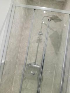 Ensuite double-bed (R4) close to Burnley city centre - Burnley - 3