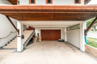 Luxurious 5-Bedroom , 24 hour security , jacuzzi ! V45 - Ban Bang Khu - 2