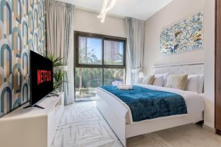 Holiday Studio In JVC 0107, Dubai - 9