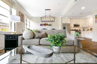Festive 4BR Condo in the Heart of NOLA - New Orleans - 9