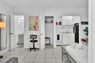 Hollywood Beach Getaway Executive Studio Suite - Hollywood - 2