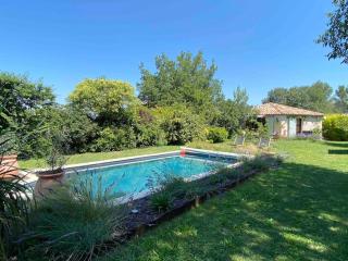 Charmante dépendance avec piscine en Provence - 7