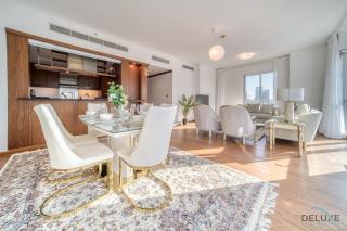 Affluent 2BR at The Residences 7 Downtown Dubai by Deluxe Holiday Homes - Dubai - 9