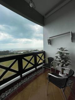 Instay Strait View Costa Mahkota - 1