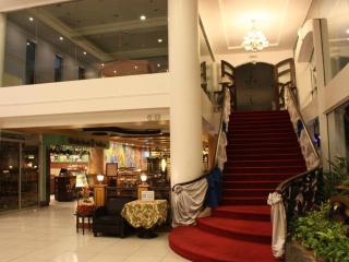 Hotel Supreme Convention Plaza - Baguio - 2