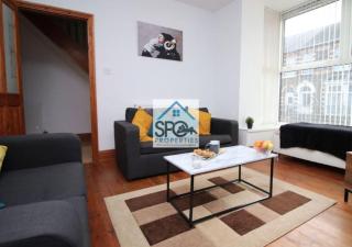 Contractors-Business-Free Parking & WiFi-Great Location - Pontnewynydd - 1