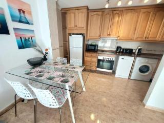 Sunny apartment in Torrevieja ,100 meters from Los Locos beach - 3