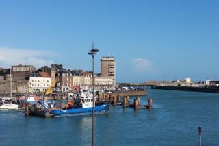 La cale, vue sur le port - Dieppe - 5