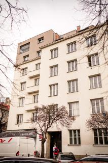 Fritscher Apartments, s.r.o. - Prague - 9
