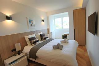COMPLETELY RENOVATED APARTMENT ON BLD CROISETTE, 3 PARENTAL BEDROOMS - 3